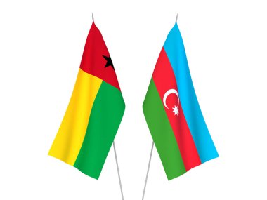 Beyaz arka planda Azerbaycan Cumhuriyeti ve Gine Bissau Cumhuriyeti 'nin ulusal kumaş bayrakları izole edildi. 3d resimleme.