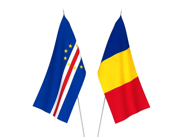 Nationella Tyg Flaggor Rumänien Och Republiken Cabo Verde Isolerad Vit — Stockfoto