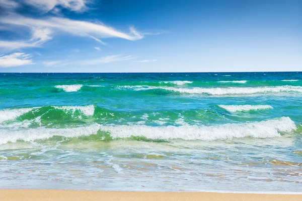 바다와 푸른 하늘 — 스톡 사진