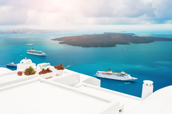 Bella vista dell'isola di santorini, Grecia . — Foto Stock