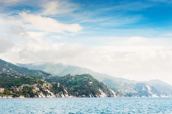 Hermosa vista de la costa de Liguria, Italia —  Fotos de Stock