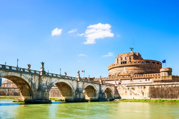 Замок Святого Анджело в Риме, Италия — стоковое фото