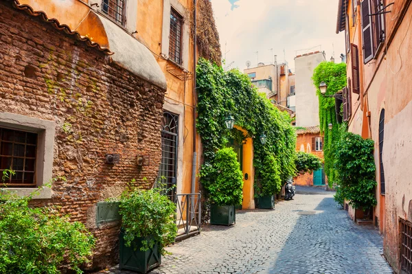 Улица Рима, Италия — стоковое фото