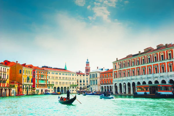 Гранд Канал Старою Середньовічною Архітектурою Гондолами Венеції Італія Літня Екскурсія — стокове фото