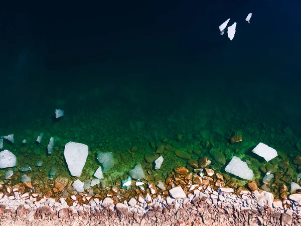 Таяние Льдов Берегу Байкальского Озера Весной Вид Воздушного Беспилотника Озеро — стоковое фото