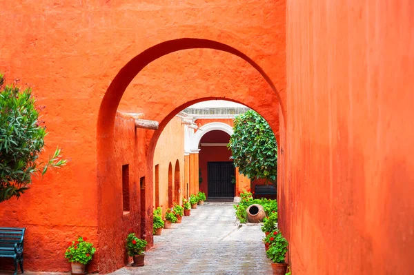 Red Painted Walls Santa Catalina Monastery Arequipa Peru National Architecture — Stockfoto