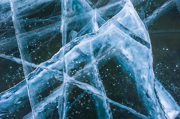 Natural blue ice on the lake — Stock Photo, Image