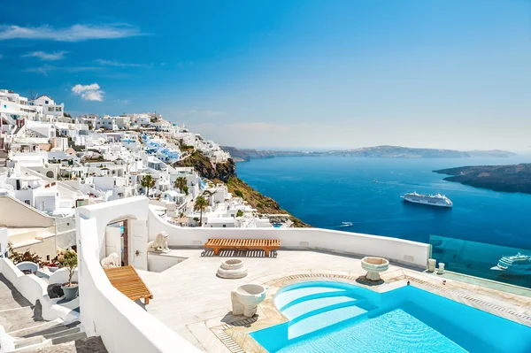 Yunanistan 'ın Santorini adasında beyaz mimari