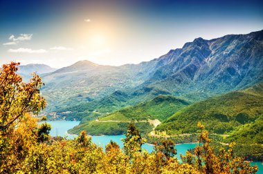 Dağların güzel manzarası