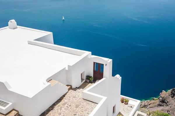 Arquitectura blanca en la isla de Santorini, Grecia —  Fotos de Stock