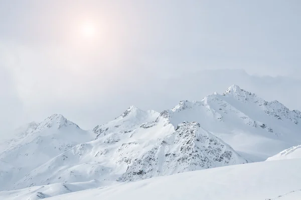 Montañas de invierno —  Fotos de Stock