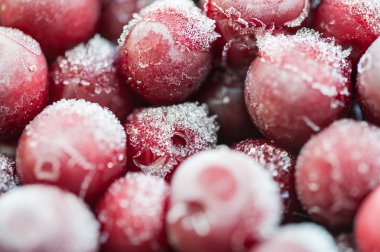 Dondurulmuş vişne çilek