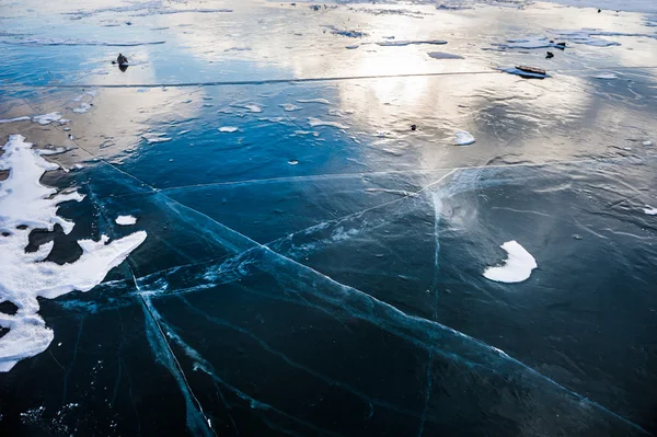 Gelo natural no lago — Fotografia de Stock