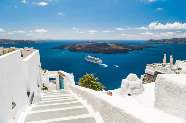 Architettura bianca sull'isola di Santorini, Grecia — Foto Stock