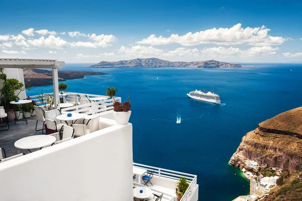 Architettura bianca sull'isola di Santorini, Grecia — Foto Stock