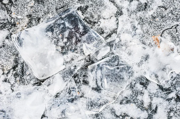 Ice on the lake — Stock Photo, Image