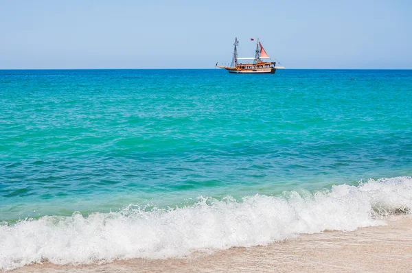 Zee strand in alanya, Turkije — Stockfoto