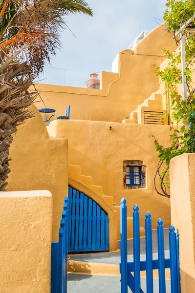 Architettura nazionale sull'isola di Santorini, Grecia . — Foto Stock