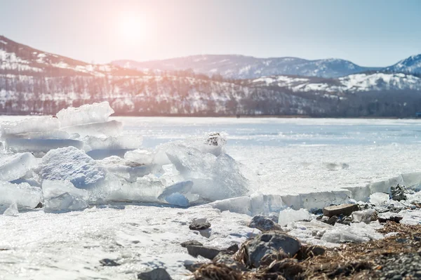 Ice on the lake — Stock Photo, Image