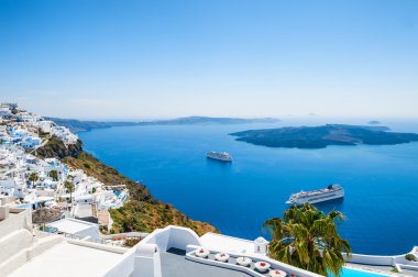 Yunanistan 'ın Santorini adasında beyaz mimari