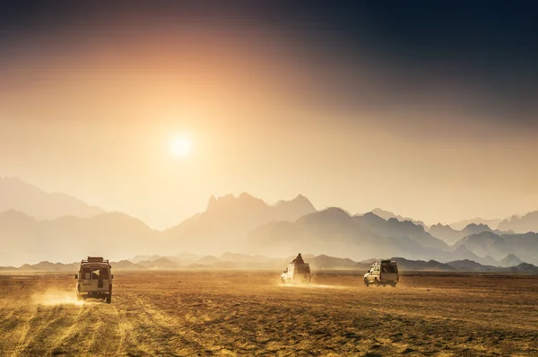 Car travel in the desert — Stock Photo, Image