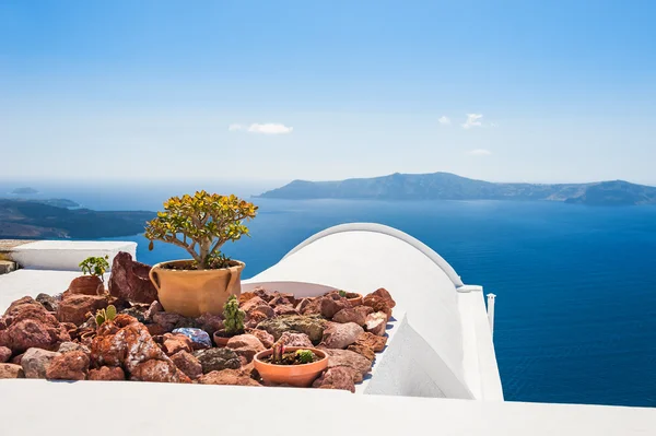 Architettura bianca sull'isola di Santorini, Grecia. — Foto Stock