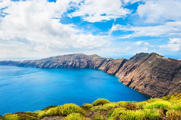 Panoramatický pohled na Santorini island, Řecko. — Stock fotografie