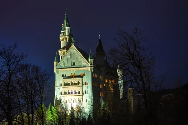 Zamek Neuschwanstein w Bawarii — Zdjęcie stockowe