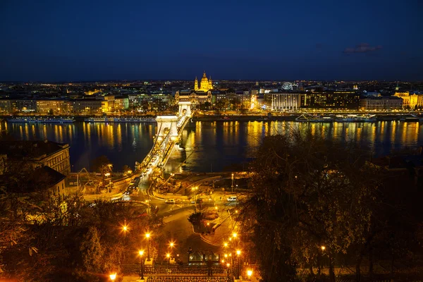 Budapeste com Basílica de Santo Estêvão (St Istvan) — Fotografia de Stock