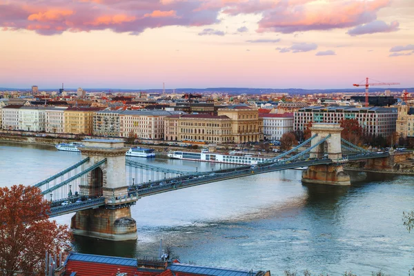 Огляд Будапешта на заході сонця — стокове фото