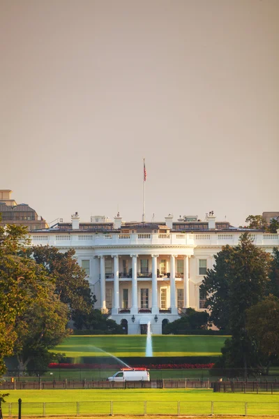 The White House building in Washington — Stock Photo, Image