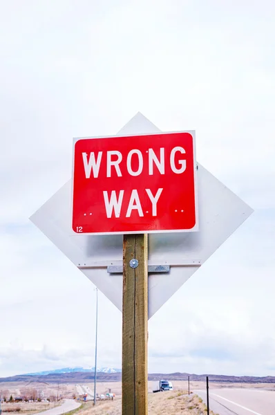 Wrong way sign