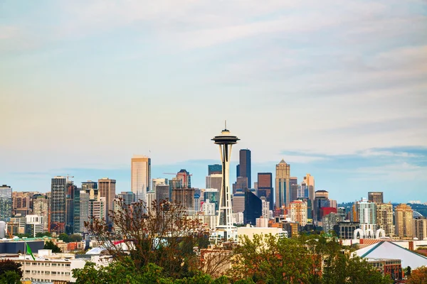 El centro de Seattle visto desde el parque Kerry — Foto de Stock