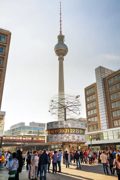 Na náměstí Alexanderplatz v Berlíně — Stock fotografie