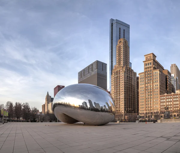 Escultura Cloud Gate no Millenium Park — Fotografia de Stock