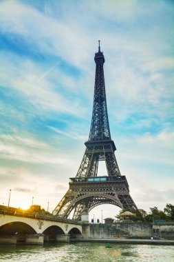 Paris cityscape Eyfel Kulesi ile