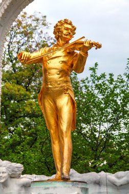 Johann Strauss statue at Stadtpark in Vienna clipart