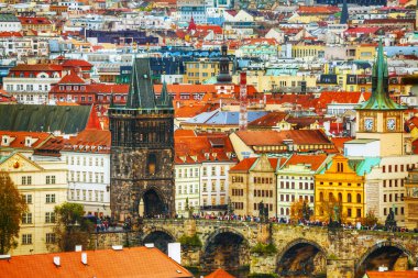 Charles Köprüsü havadan görünümü