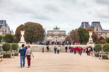 Paris 'te Zafer Takı du Atlıkarınca