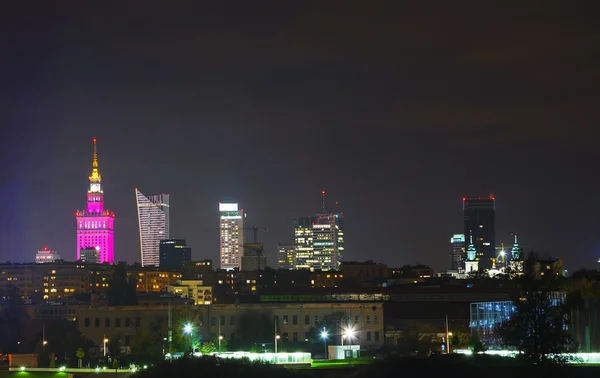 Warsawa Cityscape di malam hari — Stok Foto