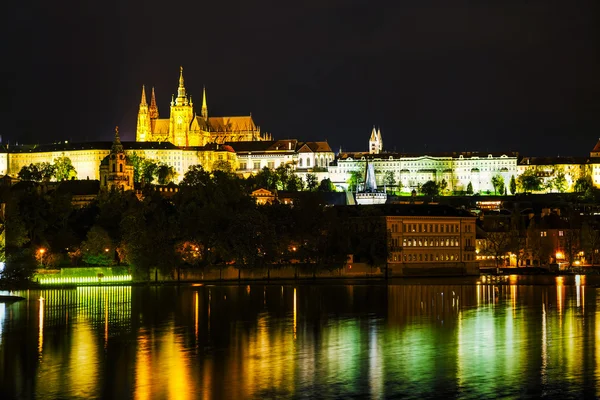 Staré pražské panoráma přehled — Stock fotografie