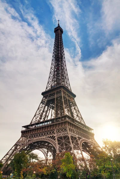 Torre Eiffel en París, Francia — Foto de Stock