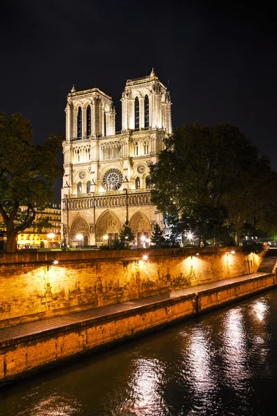 Catedral de Notre Dame de Paris —  Fotos de Stock