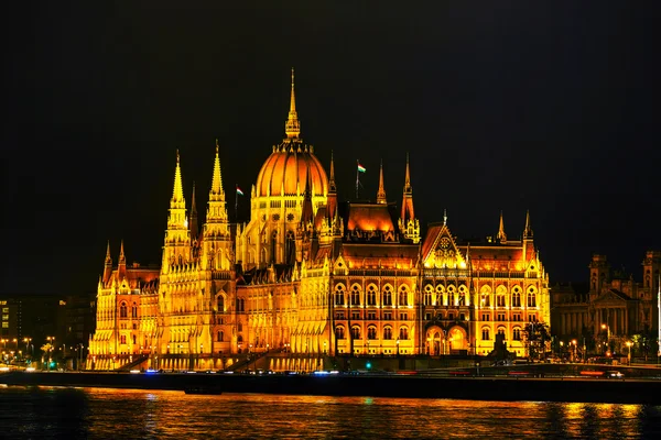 Edificio del parlamento in budapest, Ungheria — Foto Stock