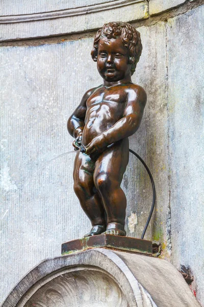 Manneken Pis sculpture in Brussels — Stock Photo, Image