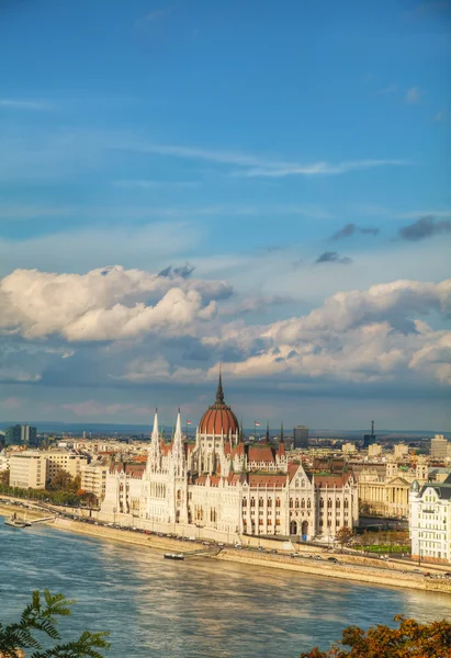 Edifício do parlamento em budapest, hungary — Fotografia de Stock