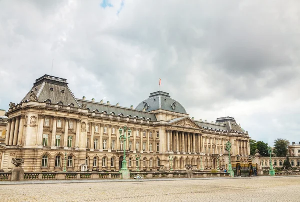 Fasada Pałacu Królewskiego bulding w Brukseli — Zdjęcie stockowe