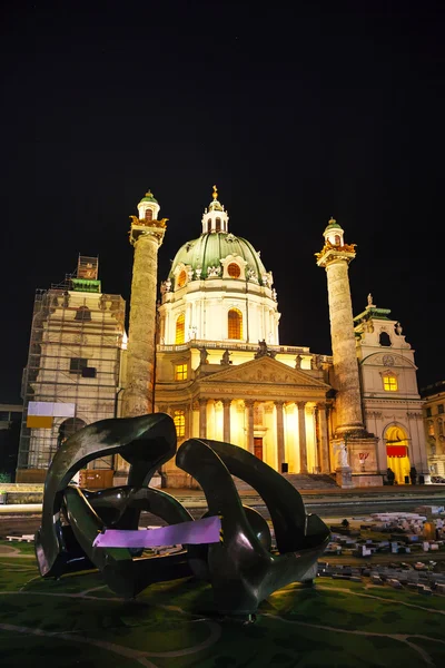 St. Charles's Church (Karlskirche) in Vienna, Austria — Stock Photo, Image