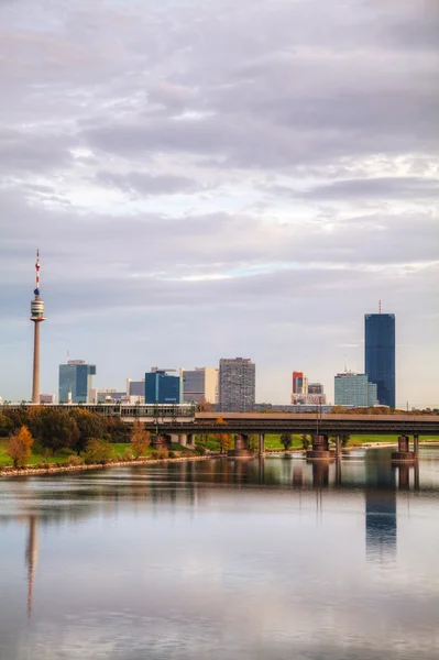 Vienna finansiella distriktet stadsbild — Stockfoto