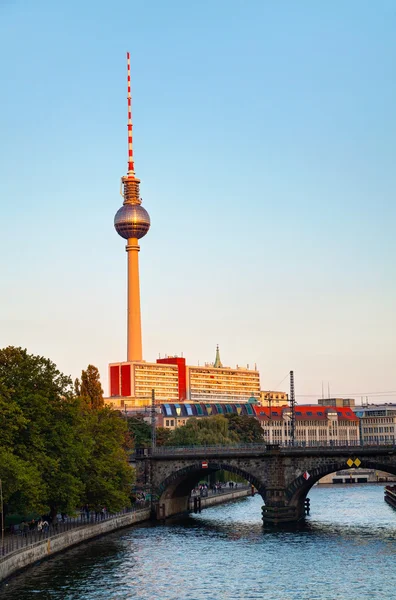 Berlin cityscape early in the morning — Stock Photo, Image